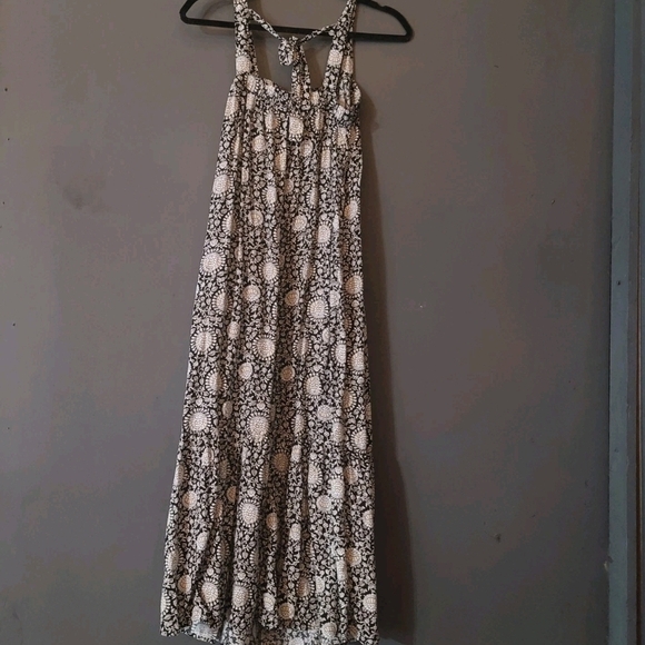 Old Navy Dress Size Medium Black Cream Floral Boho Western Coastal Sundress - Picture 2 of 3